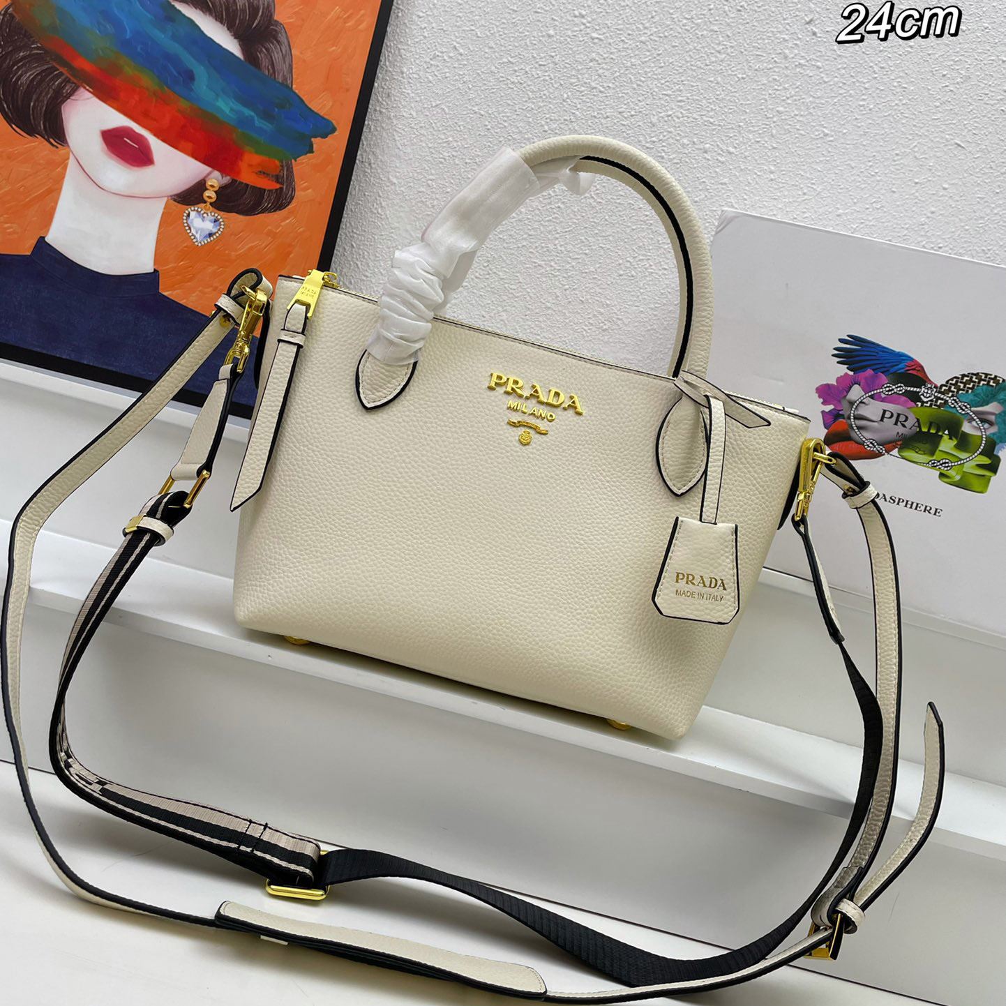 Pra*a shopping bags